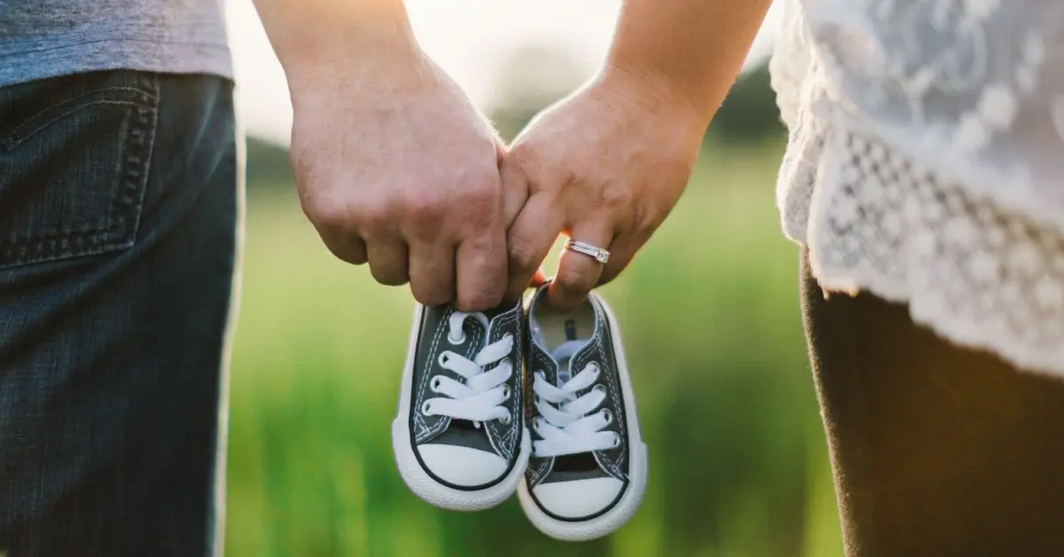 Beyond the Traditional Vows: The Rise of the "Parenting Marriage" as a Modern Middle Path for Disillusioned Couples