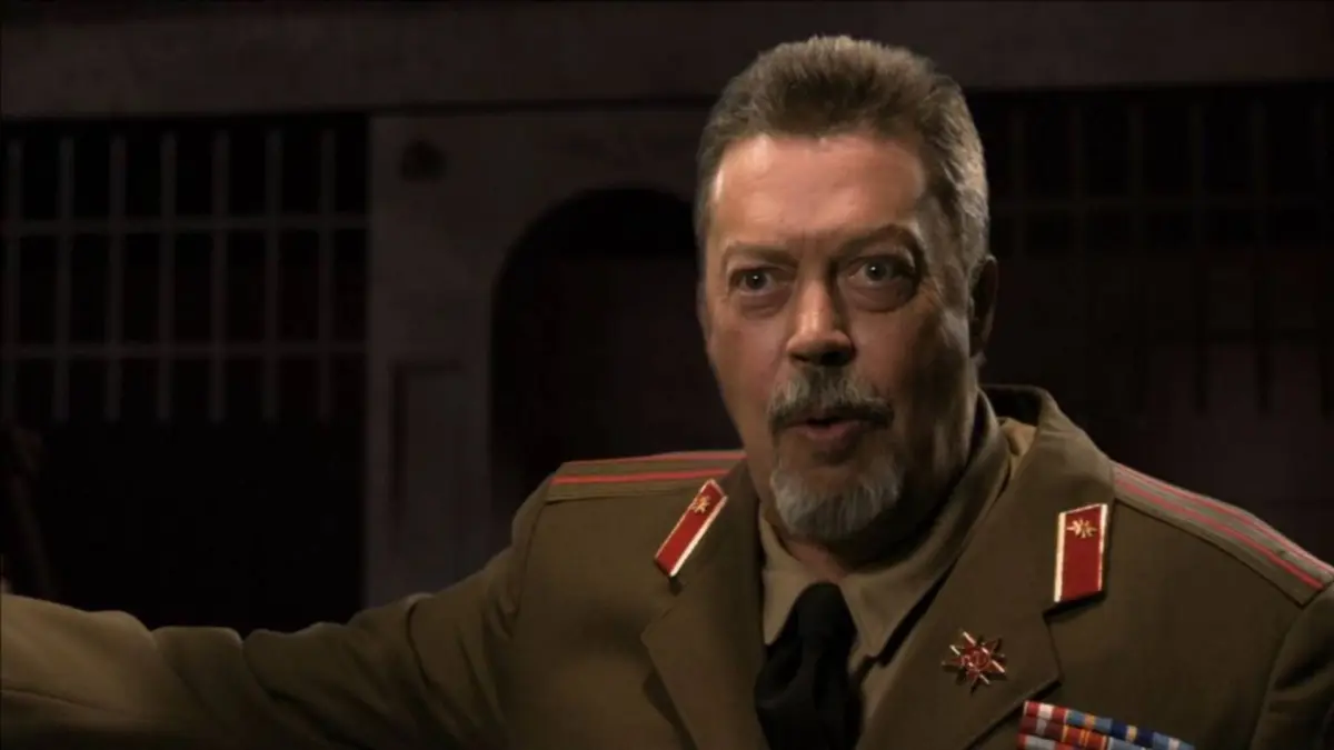 Remembering Tim Curry: The Fearless, Eccentric Titan of Stage, Screen, and Digital Realms (1946–2026)