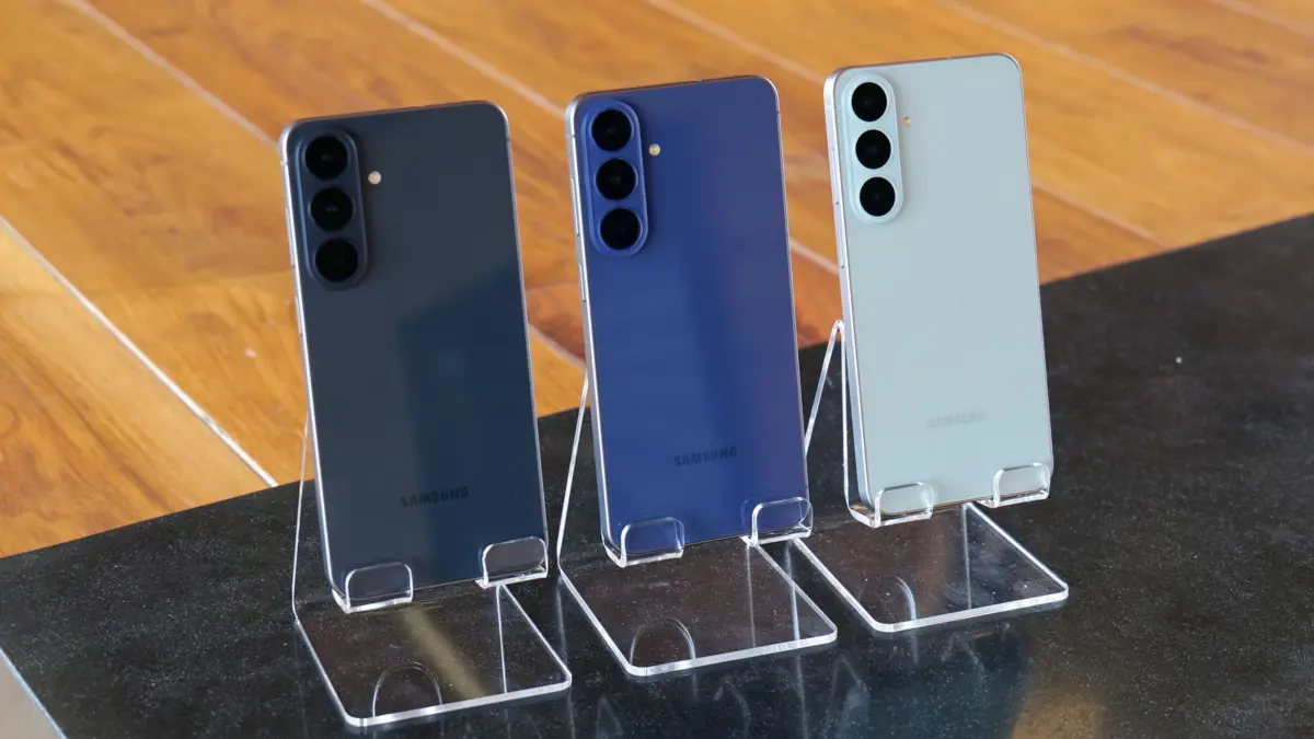 Samsung Galaxy S26 FE vs. S25 FE: Decoding the $50 Price Hike and the Reality of Iterative Upgrades