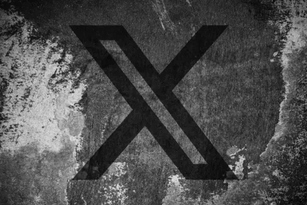 The Death of Privacy-Preserving Microblogging: X Corp. Moves to Permanently Dismantle Nitter