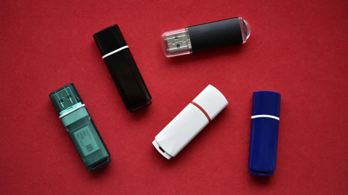 The Disappearing Gigabyte: How High-Density NAND and Economics Killed the Small USB Drive