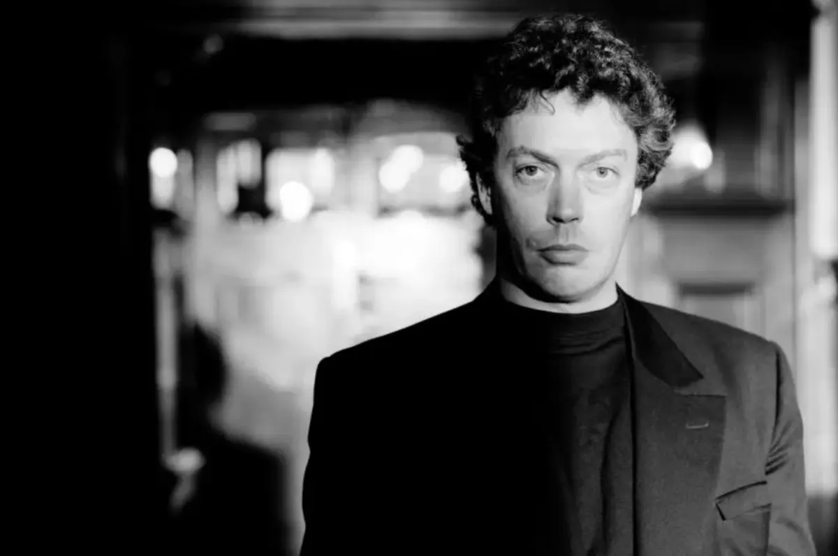 The Final Curtain Call: Remembering Tim Curry, a Transcendent Icon of Stage and Screen (1946–2026)