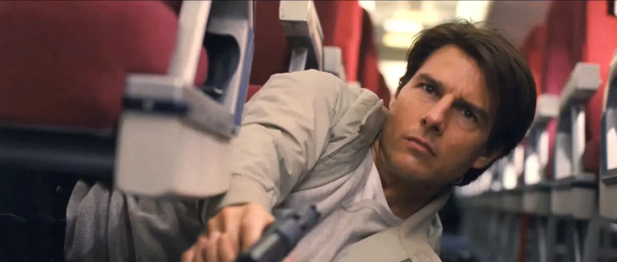 Unmasking the Mogul: How Tom Cruise’s Tropic Thunder Cameo Redefined Hollywood Satire