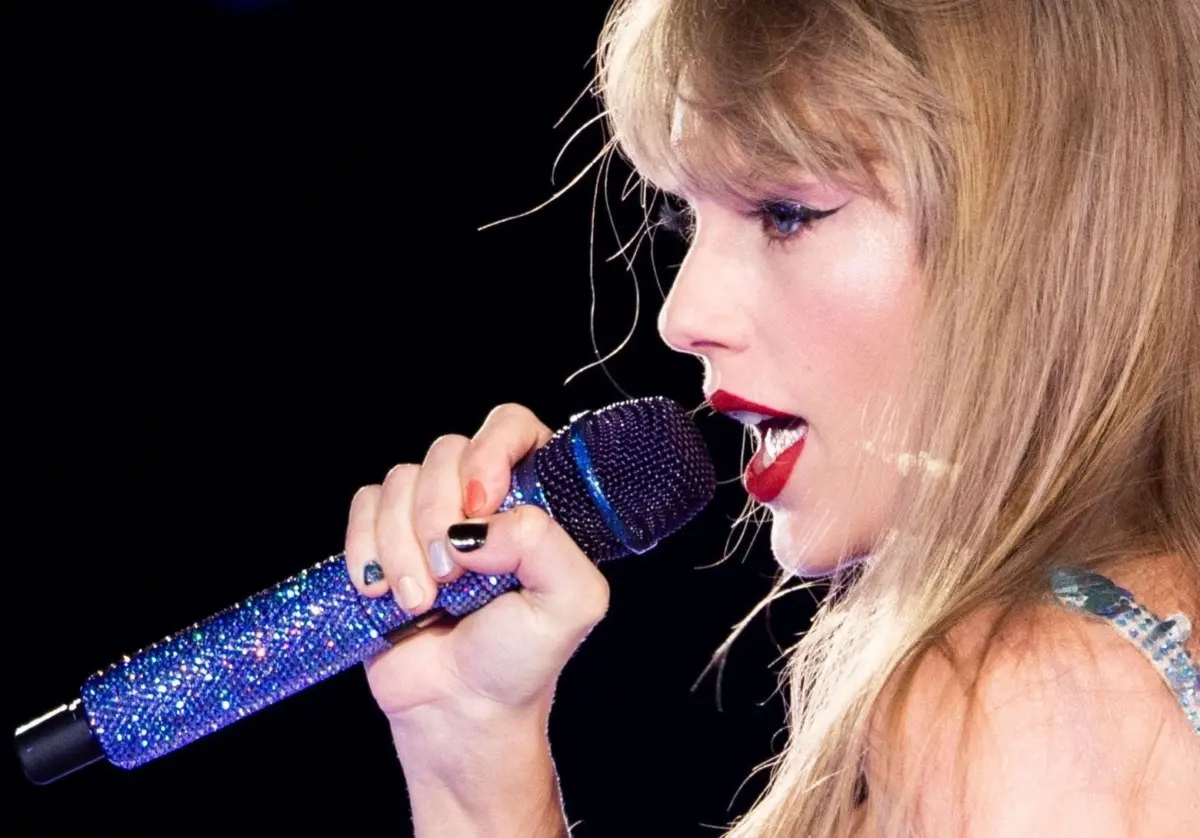 Anatomy of an Outbreak: Taylor Swift, “Patient Zero,” and the Cultural History of a Toxic Term