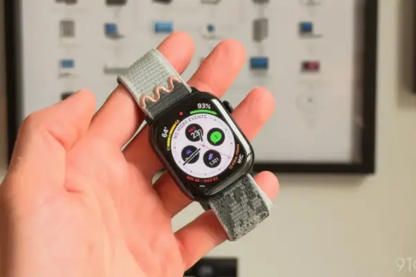 Apple Issues Urgent watchOS 27.0.1 Update to Resolve Unexpected Reboot Loop Affecting Apple Watch Series 12 and Ultra 4