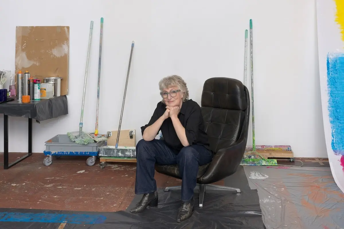 Architectural Canvas Meets Gestural Abstraction: Renée Levi Transforms London’s Hayward Gallery for UK Debut