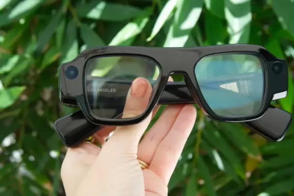 Beyond Snapchat: Inside Snap Inc.’s Bold Pivot Toward Proactive AI and Contextual Computing with "Specs Intelligence"