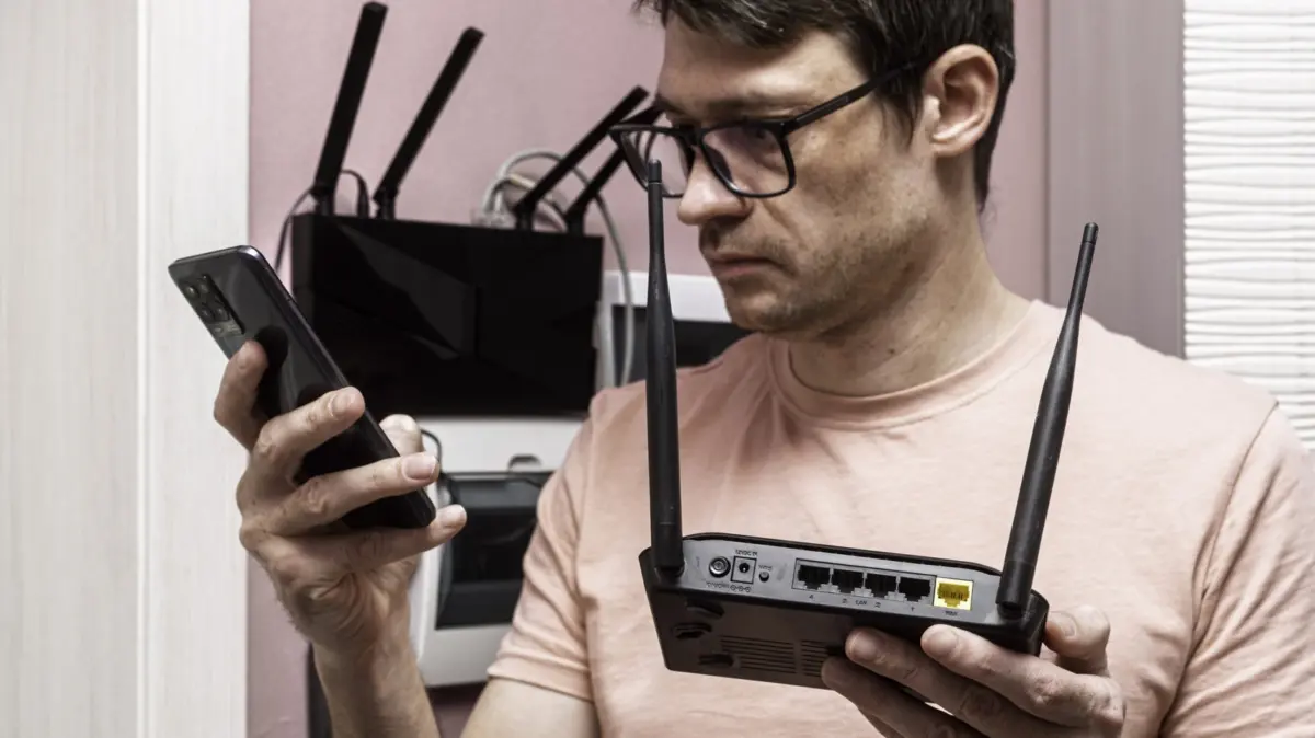 Beyond the E-Waste Bin: Five Innovative Ways to Repurpose Your Aging Wi-Fi Router