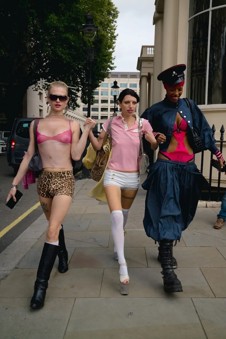 London Fashion Week SS27 Street Style Report: Where Subcultural Anarchy Meets High-Concept Irony
