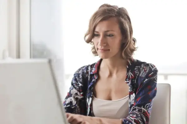 The Algorithm in the Consulting Room: How Artificial Intelligence is Reshaping Mental Health and Challenging the Role of the Modern Therapist