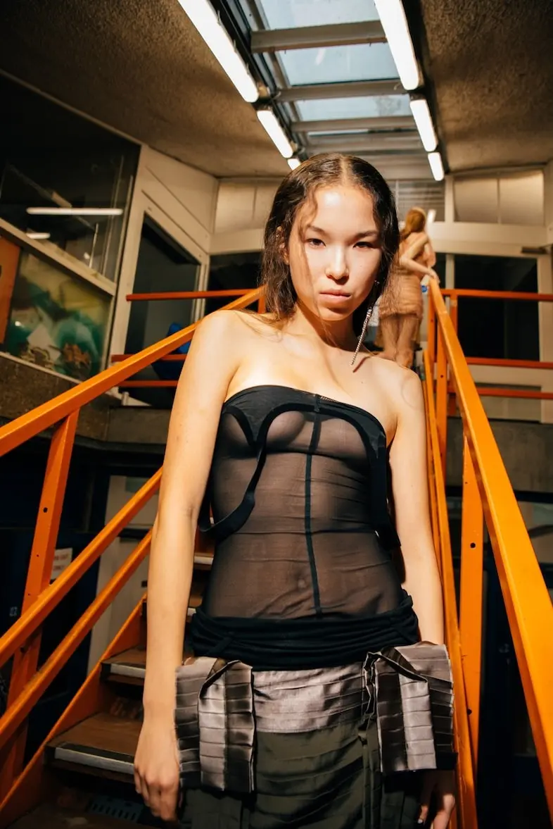 The Architecture of Undoneness: Inside KNWLS’s Triumph Return to London Fashion Week for SS27