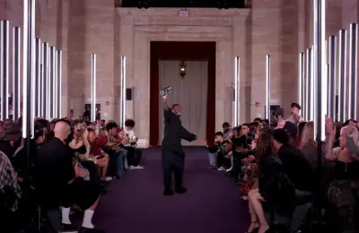 The Streaming Tsunami at New York Fashion Week: Kai Cenat’s VIVET Debut and the Crisis of Fashion Gatekeeping