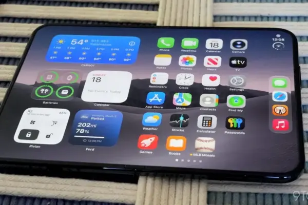 Beyond the Fold: Inside Apple’s Long-Term Roadmap for the iPhone Duo Line