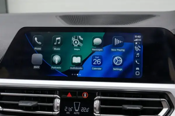 Cutting the Cord: The Definitive Guide to Upgrading Your Vehicle with a Wireless Apple CarPlay Adapter