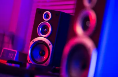 Decoding the Audio Chain: The Definitive Guide to Amplifiers, Sound System Architecture, and Smart Upgrades