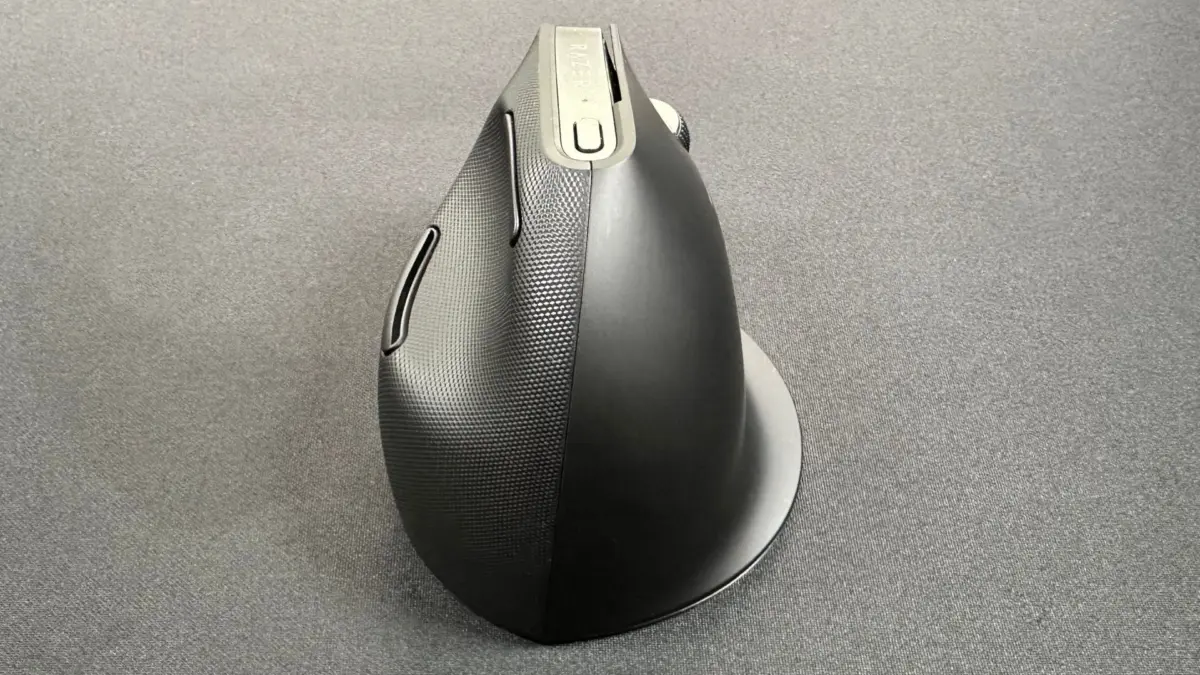 Ergonomics Meets Esports: A Deep Dive into Razer’s Pro Click V2 Vertical Edition and the Evolution of Wrist Health in PC Gaming