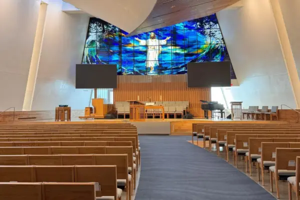 FAITH, FRAILTY, AND A MIDTERM SURPRISE: HOW A METHODIST MEGACHURCH PASTOR IS SHAKING UP THE KANSAS SENATE RACE