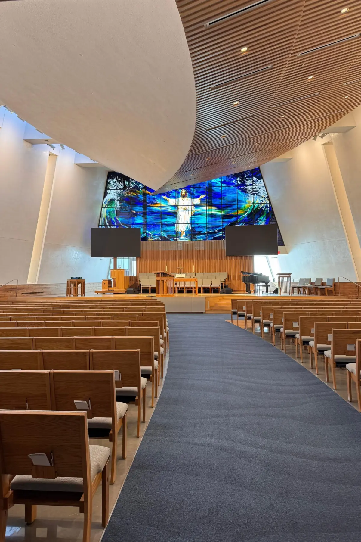FAITH, FRAILTY, AND A MIDTERM SURPRISE: HOW A METHODIST MEGACHURCH PASTOR IS SHAKING UP THE KANSAS SENATE RACE