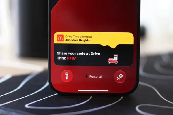 Mastering Real-Time Information: A Comprehensive Guide to Enabling and Optimizing Live Activities on iPhone and Apple CarPlay