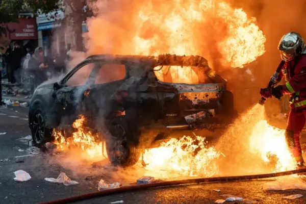 Nationwide Unrest in France Overshadows Public Demonstrations as Luxury Retailers, Including Apple, Fall Victim to Looting