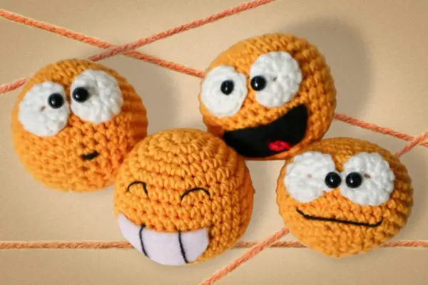 Needles, Yarn, and Digital Bloodshed: Inside the Raucous World of Online Knitting Communities