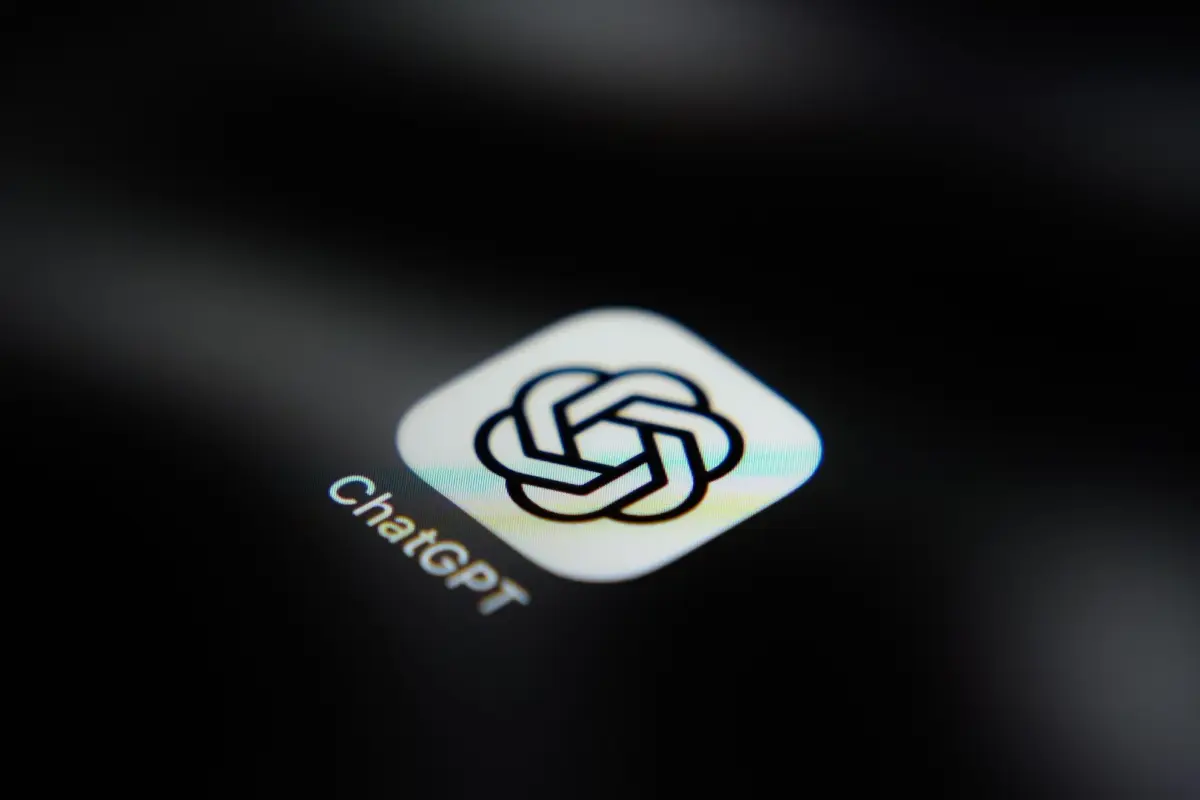 OpenAI Debuts ‘Locked Chats’ to Bolster On-Device Privacy Across ChatGPT Tiers