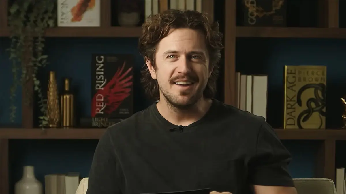 Paramount Pictures Officially Greenlights Pierce Brown’s Sci-Fi Epic ‘Red Rising’: Francis Lawrence to Direct