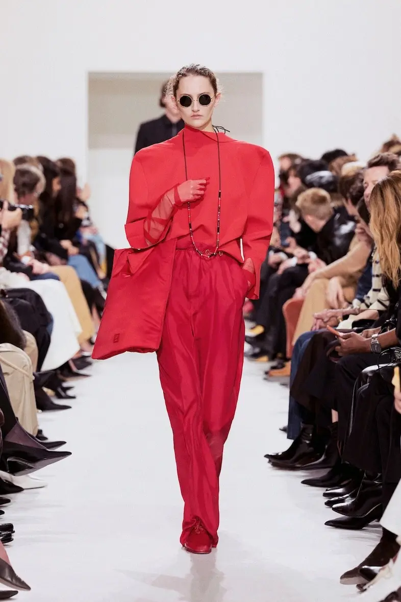 Quiet Luxury Meets Ballroom Echoes: Inside Michael Rider’s Subdued Masterclass for Celine