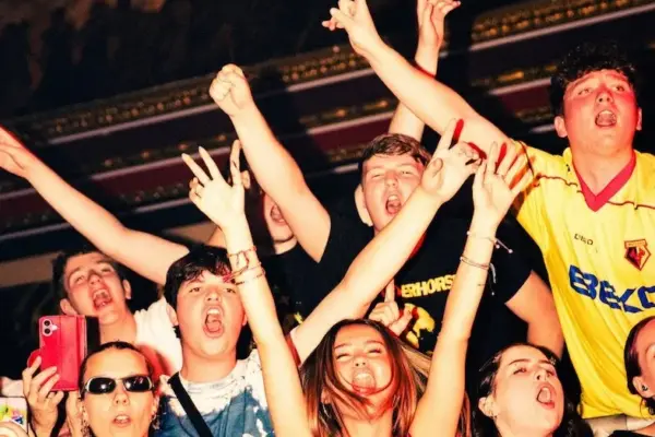Raw, Loud, and Unfiltered: Why Britain is Finally Having Its Grunge Moment