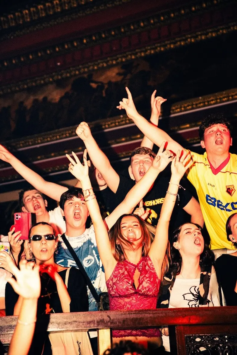Raw, Loud, and Unfiltered: Why Britain is Finally Having Its Grunge Moment