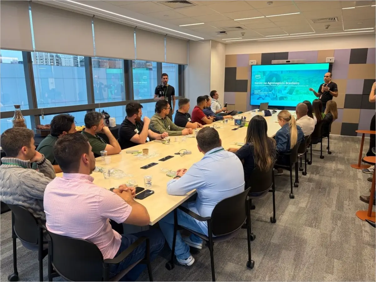 The AWS Weekly Dispatch: Navigating the Convergence of Generative AI, Zero-Day Realities, and Enterprise Cloud Modernization