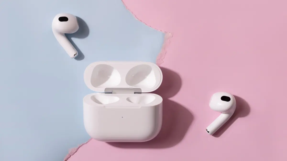 The Ecosystem Wall: What You Truly Lose When Using Apple AirPods with an Android Device