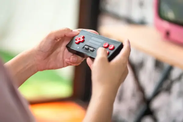 The Evolution of Untethered Play: A History of the Wireless Gaming Controller