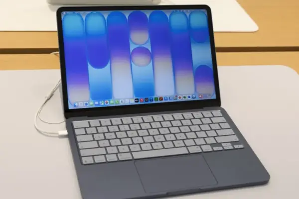 The MacBook Neo: Can an iPhone Processor Truly Power a Desktop Operating System?