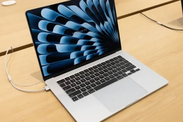 The Modern MacBook Battery Dilemma: Can You Safely Leave It Plugged In All Day?